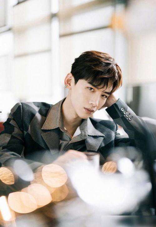 白敬亭的电视剧,从夏至未至到平凡的荣耀，演绎青春与职场成长